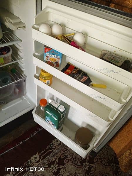 Dawlance fridge ( energy saver ) 9