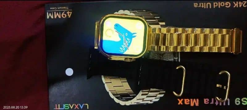 S9 Ultra Max Golden Smart Watch 8