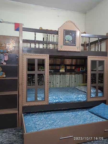 3-in-1 Beautiful Triple Bunk Bed with 2 mattress 4