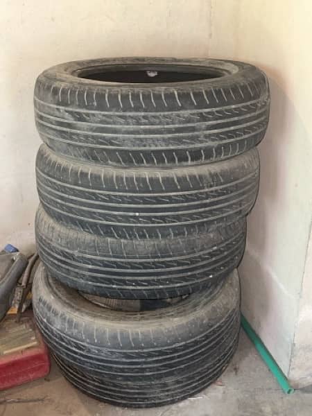 5 used corrolla tyres 3