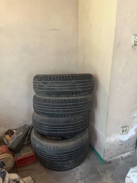 5 used corrolla tyres 4