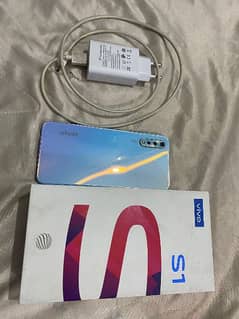 vivo s1 4 128 GB with full box and charger