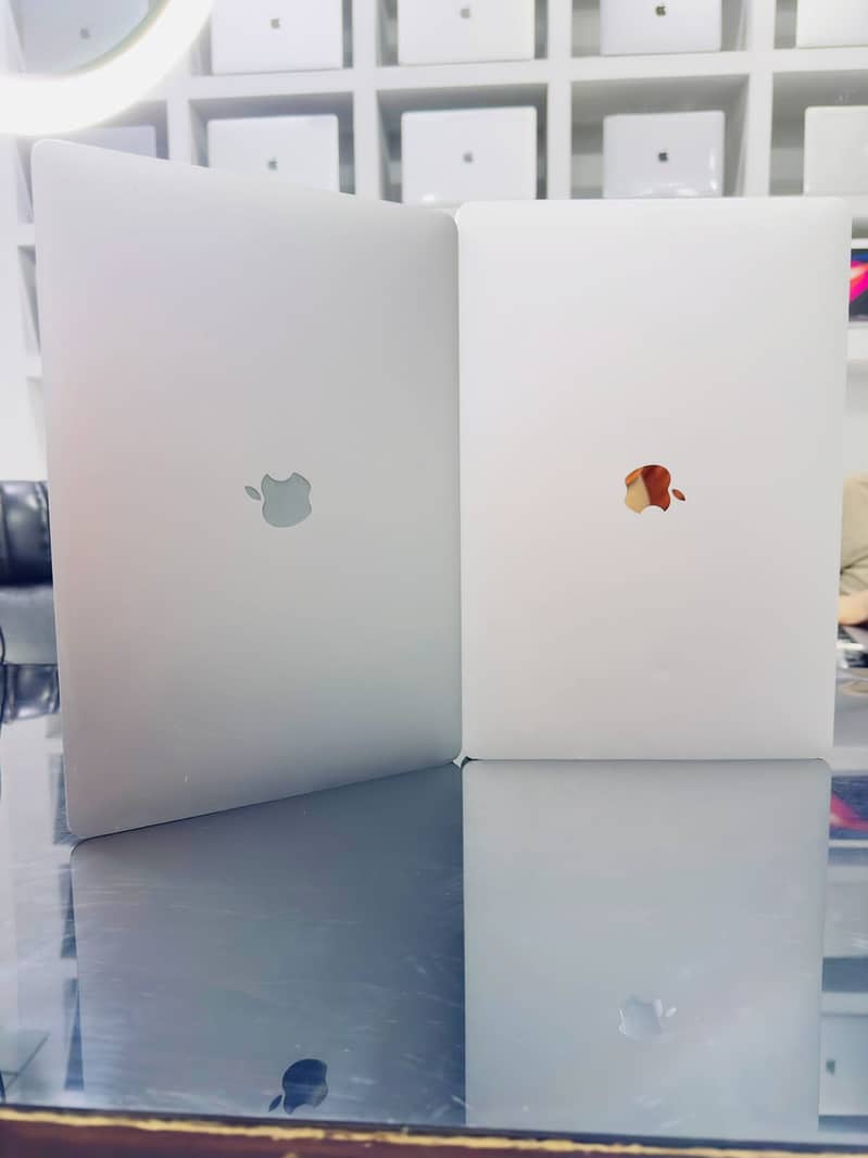 Apple macbook Pro 2019 Core i7 tch bar 2