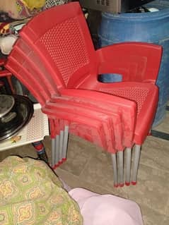 brand boss four chair one table