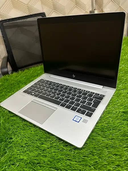 Hp Elitebook 830 G5 Core I5 8th gen 0