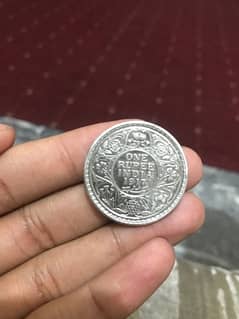 100+ years olded coin of 1 indian british pure silver coin antique