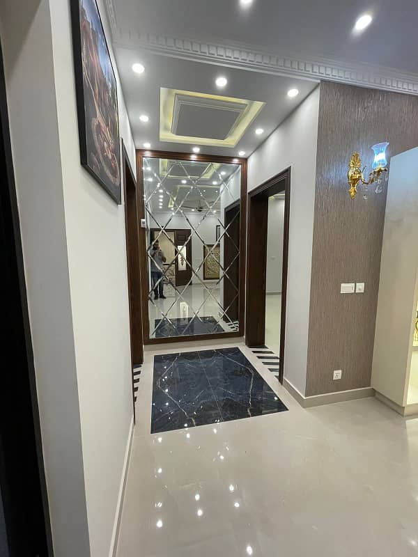 1-Kanal Luxury House for Sale in Ghouri Block Sec-B Bahria Town Lahore 18