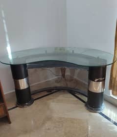 Receptionist table for sale