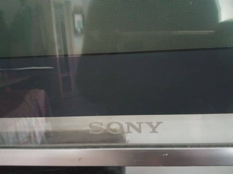 Sony wega for sale display problem ha voice ok ha channel change ho ry 0