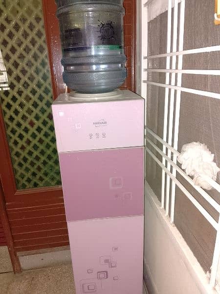 Midas water Dispenser in good condition 2