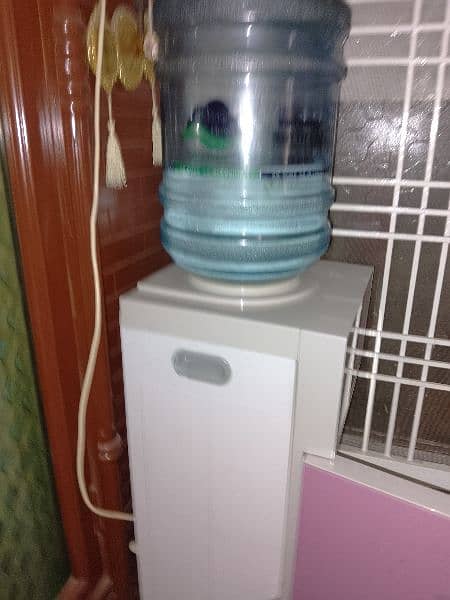 Midas water Dispenser in good condition 3