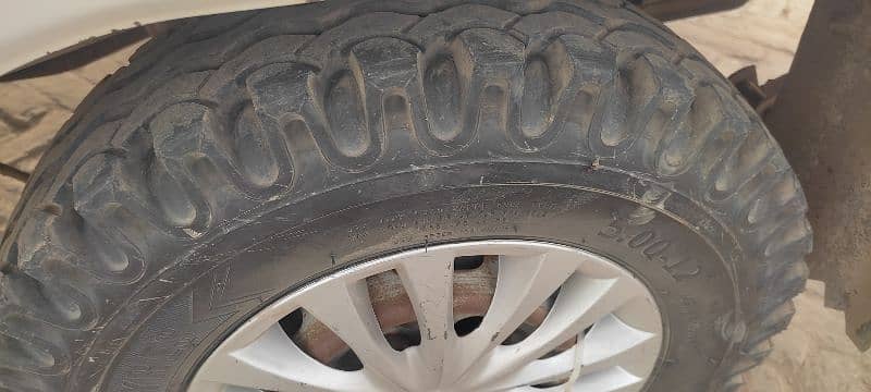 total janion tyre new condition zero condition 3