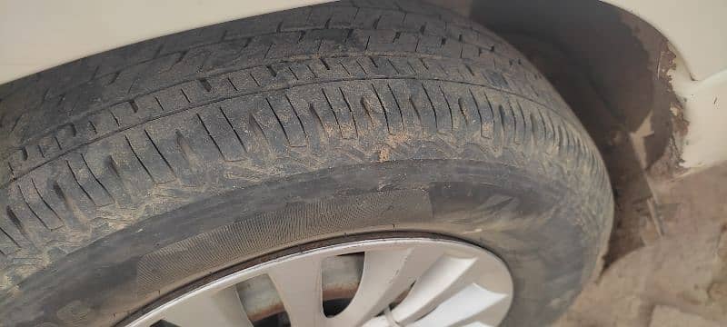 total janion tyre new condition zero condition 8