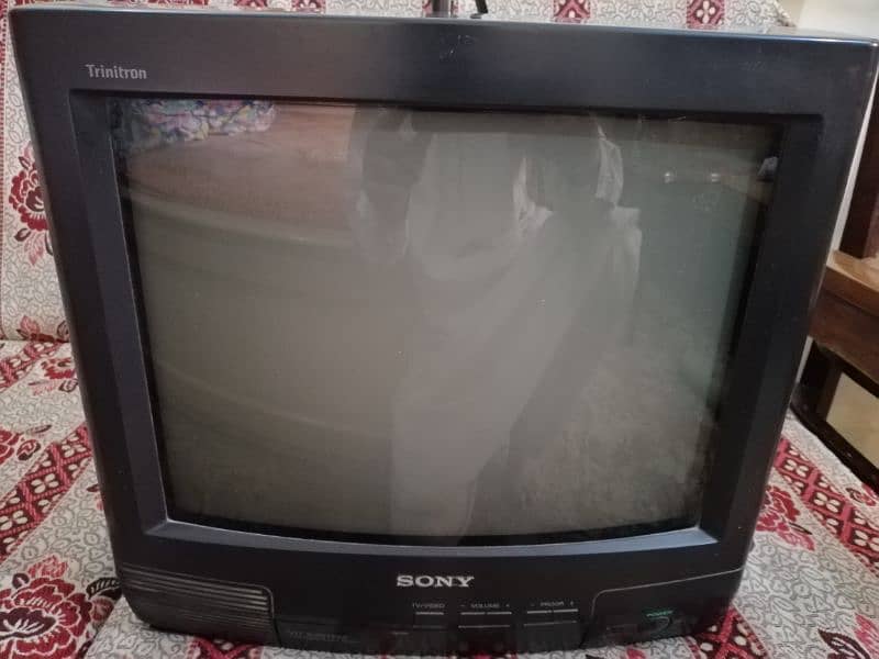 Sony 14 inch tv - Special Price: Rs. 3500 3
