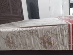 Double Bed Mattress 8 Inches In Good Condition