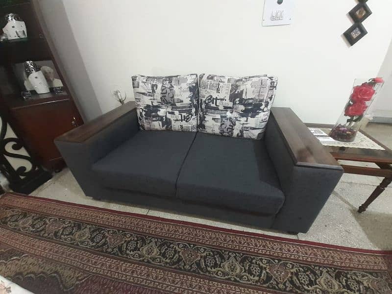 7-Seater Sofa with dedicated table 4