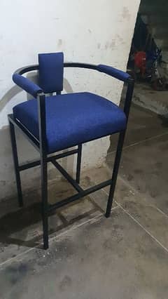 Iron chair height 30 inch cash table only use .