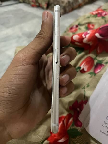 iPhone 6 64gb pta approved 1