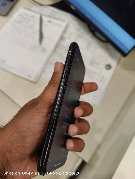 Iphone XR 128GB PTA Approved For Sale 3
