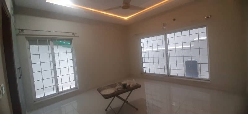 13 Marla House brand new, Bahria Town Phase 7 16