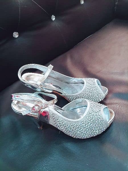 brand silver heels  once used 2 hours 10/10 3