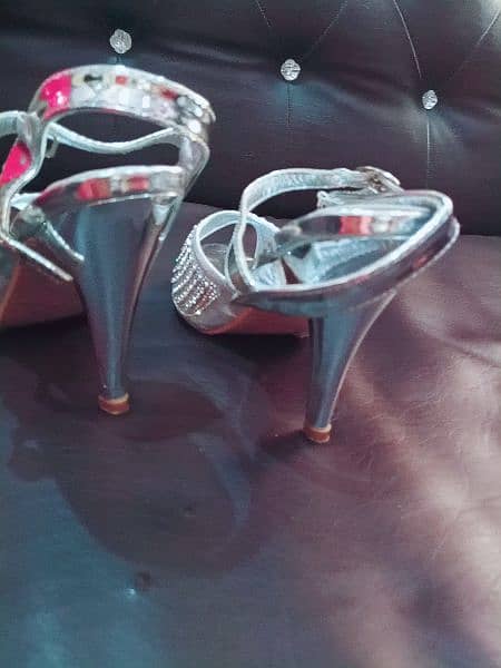 brand silver heels  once used 2 hours 10/10 7