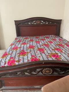 king size bed + sofa + 2 iron almari 0