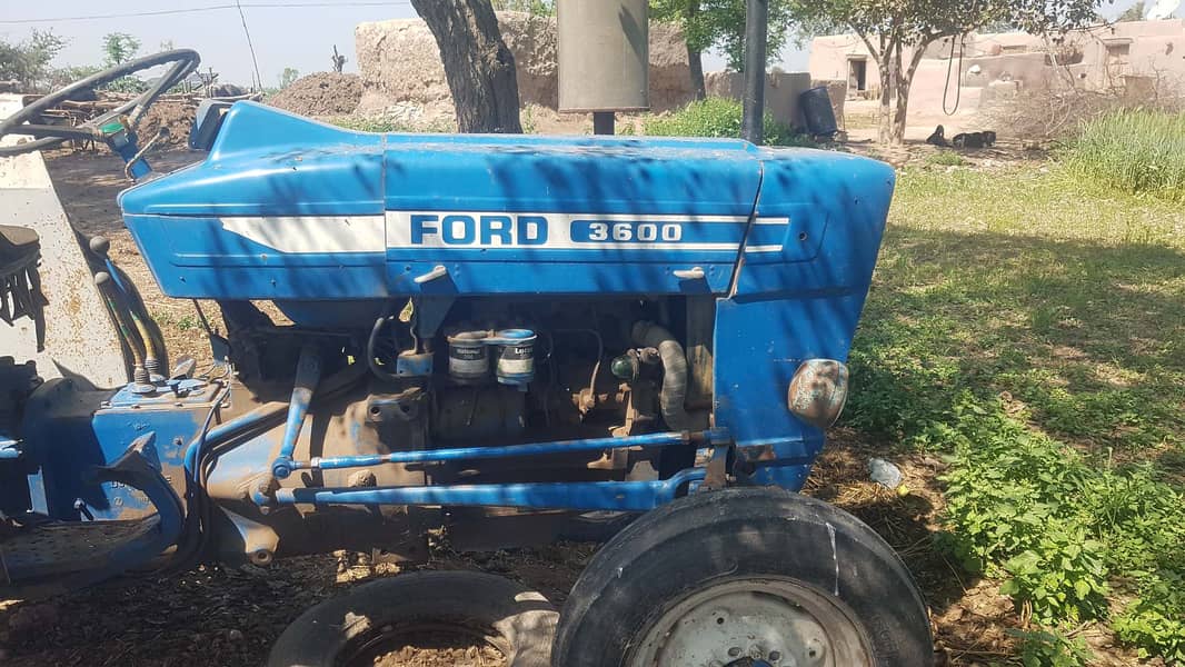 Ford tractor 3600 modle 1976 for sall 03037704466 0