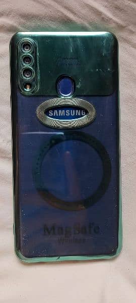 Samsung galaxy A20s. 4