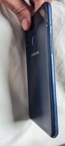 Samsung galaxy A20s. 5
