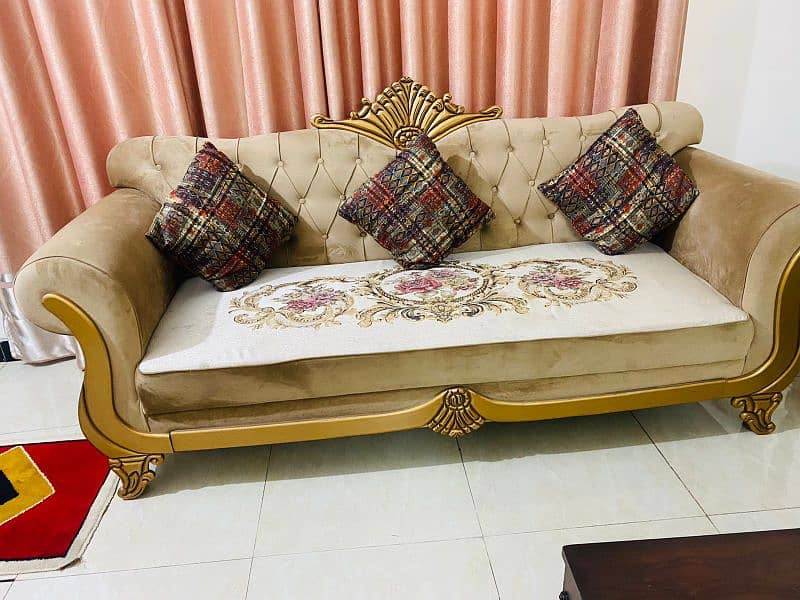 5 seater sofa in good condition 1