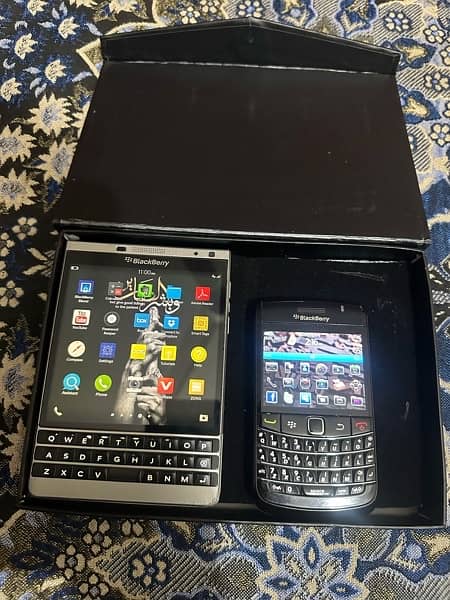 BlackBerry passport silver edition and bold 9780 2