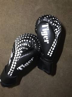Boxing gloves  new