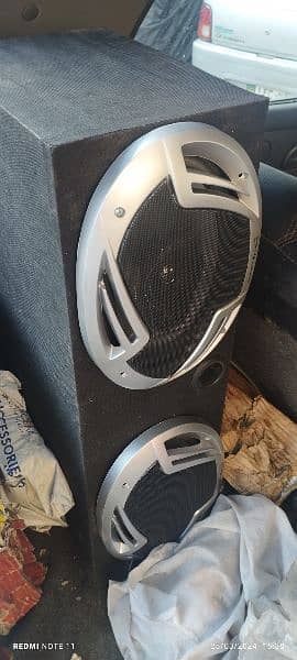 Oval Shape Speakers with Box 1