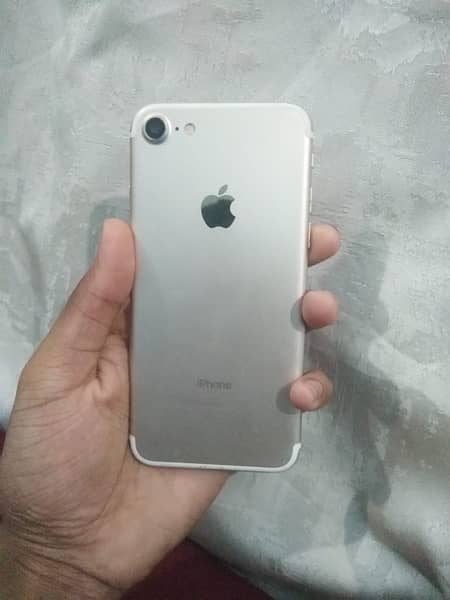 Iphone 7 128 gb battery change pta officiall approved 2
