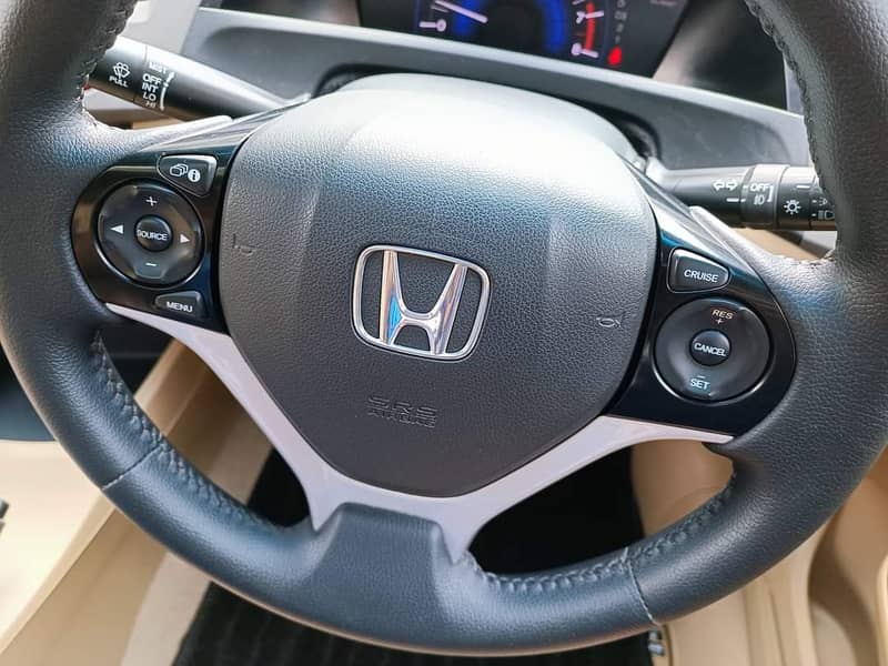 Honda Civic UG 2014 10