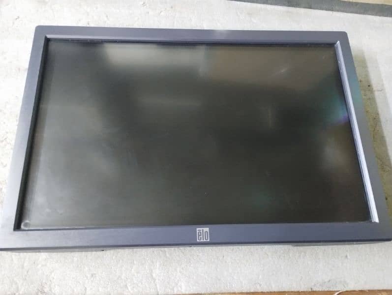 ELO and hp 22" Touch screen led. . . 3