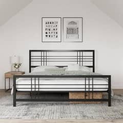 King size iron Bed available At Responsible price.