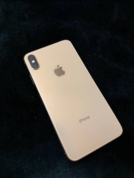 iPhone XS Max, Waterpack, non pta, airlock, FU, condition 10/10. 0