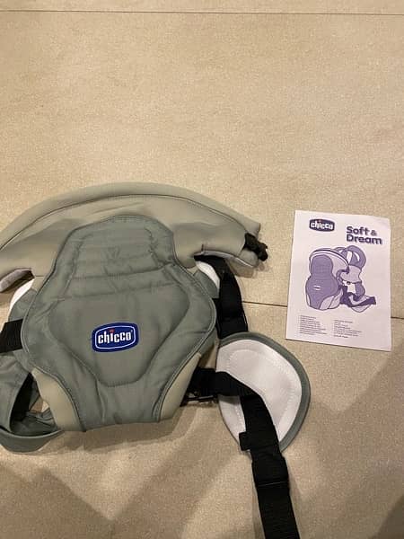 Baby Carrier - Chicco 1