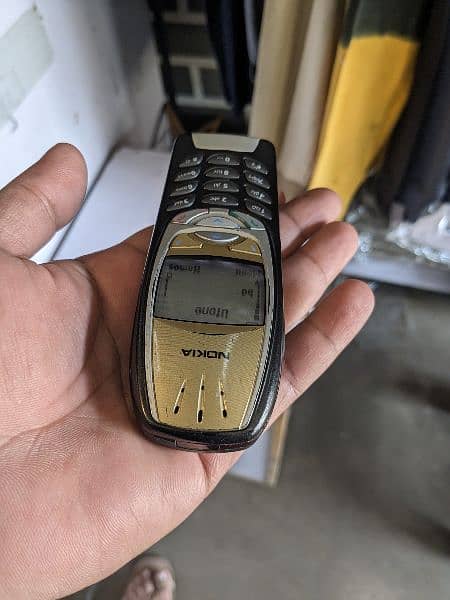 Nokia 6310i vintage model 3