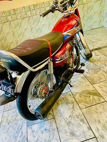 Honda 125cc for sale condition new full decorated 7