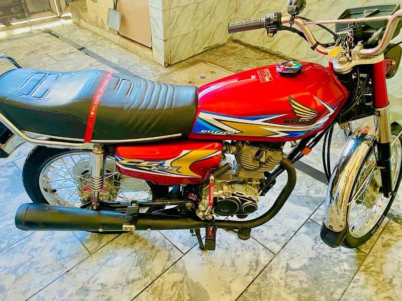 Honda 125cc for sale condition new full decorated 8