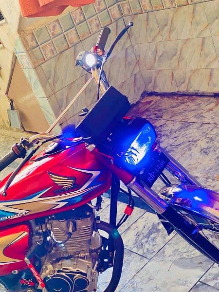 Honda 125cc for sale condition new full decorated 11