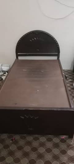 double bed and matres 10 for scale good condition islamabadg7 markez