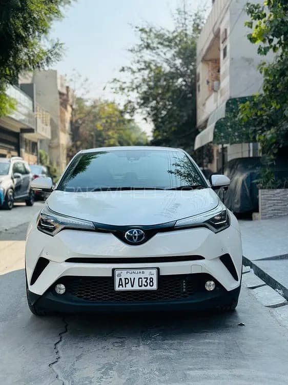 Toyota C-HR Hybrid 2018/23 9