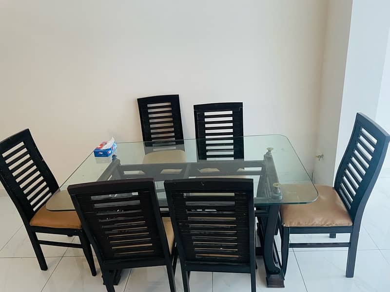 dining table / wooden dining table/dining for sale/6 seater/six seater 4