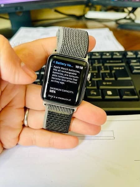 Apple Watch Series 3 42mm 6