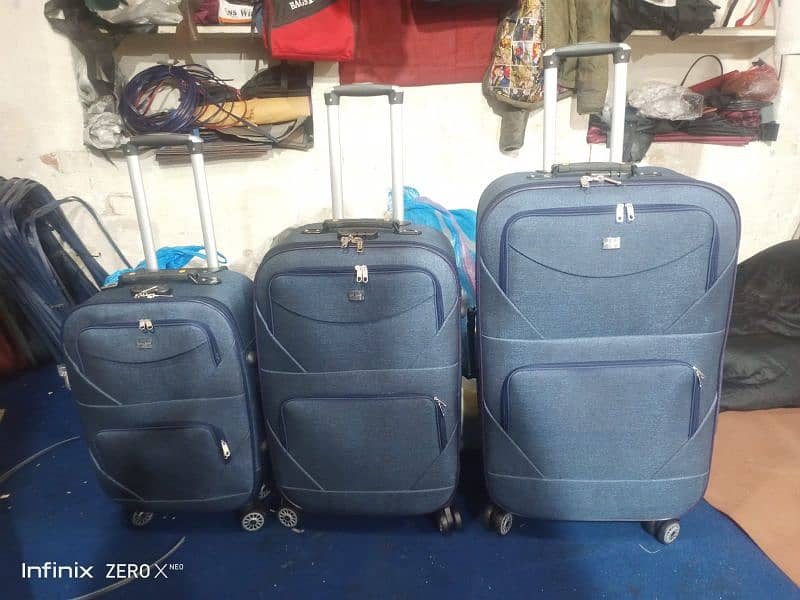 Luggage/Traveling bag 6