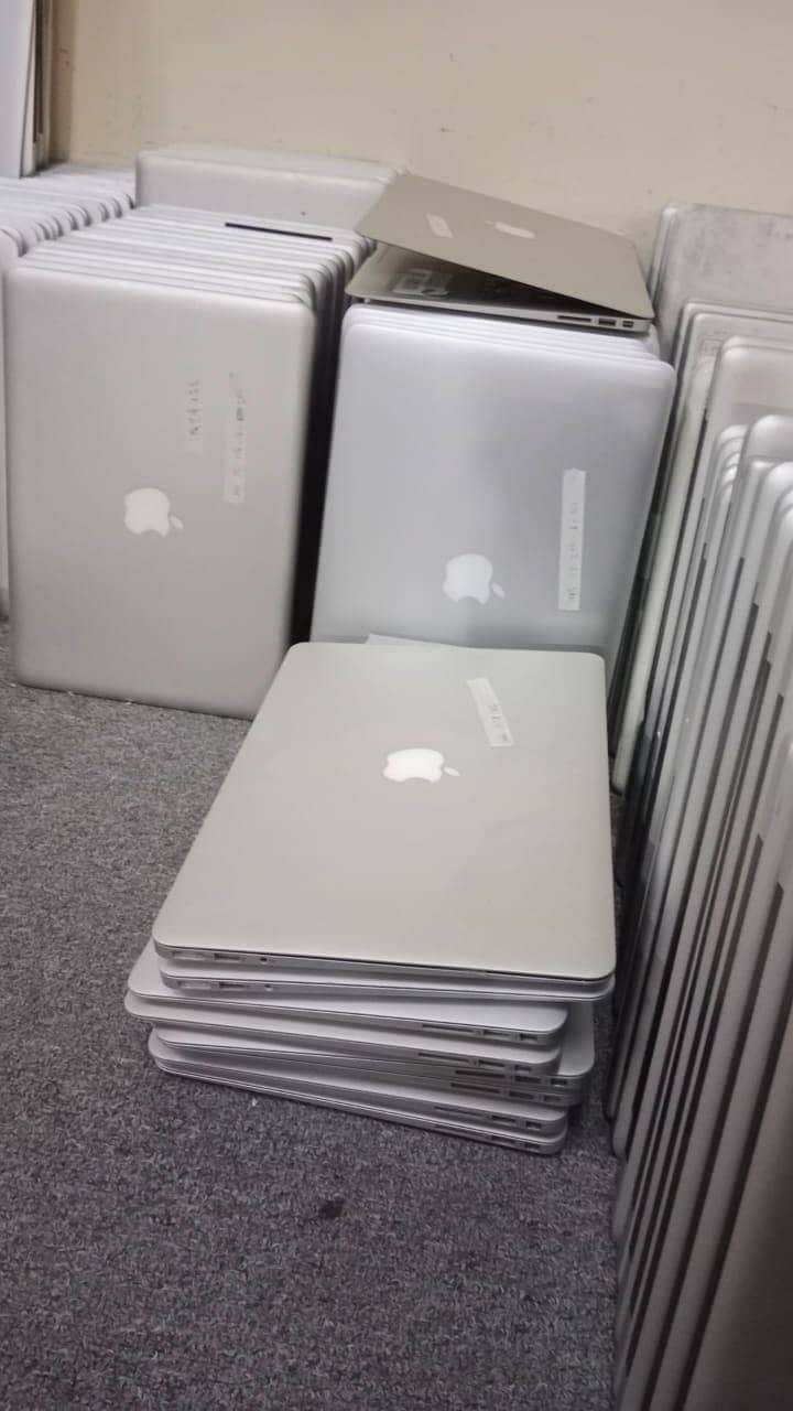 MacBook Pro m1 (14-inch, 2021) 16GB - 512GB, Read Ad 4